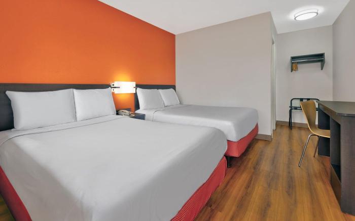 Motel 6 Columbus, GA