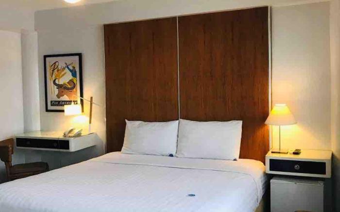 Studio @204 Clipper House, Free WiFi Near Rockwell