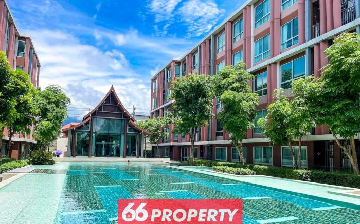 Apartment in Local Area, Big Pool, Gym and Quiet