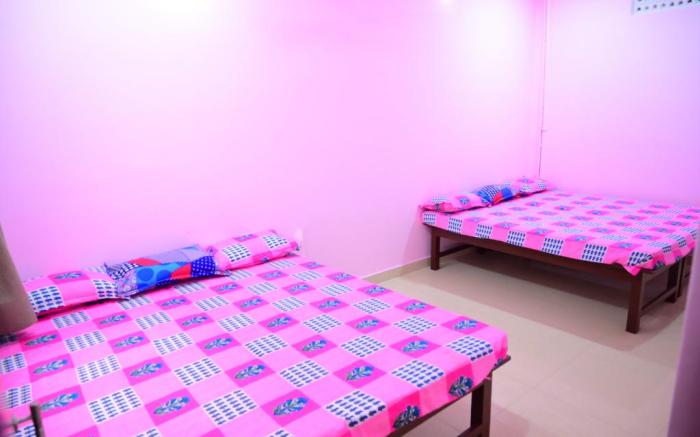 DhamStay Hotel Star Lodge Near Beach Puri
