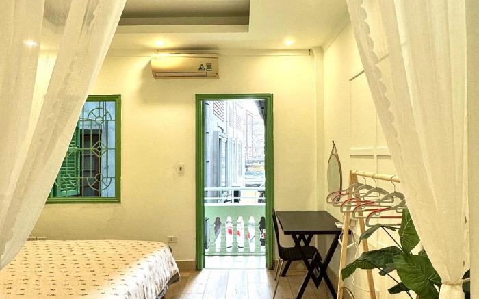 Shii Apartment