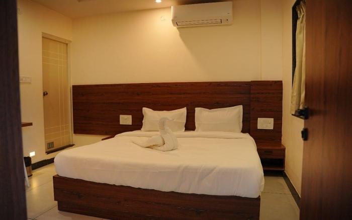 Super Townhouse Shivamogga Formerly Karthik Bhavan