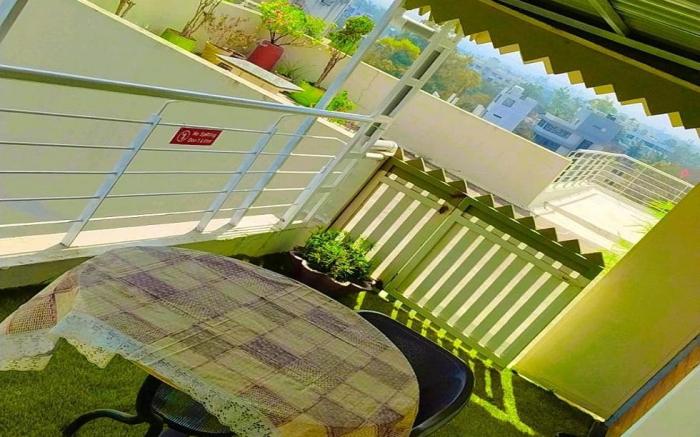 Chandralok Single Room Superior Apartment 702