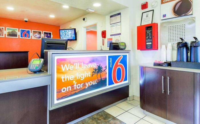Motel 6 Chino, CA - Los Angeles Area
