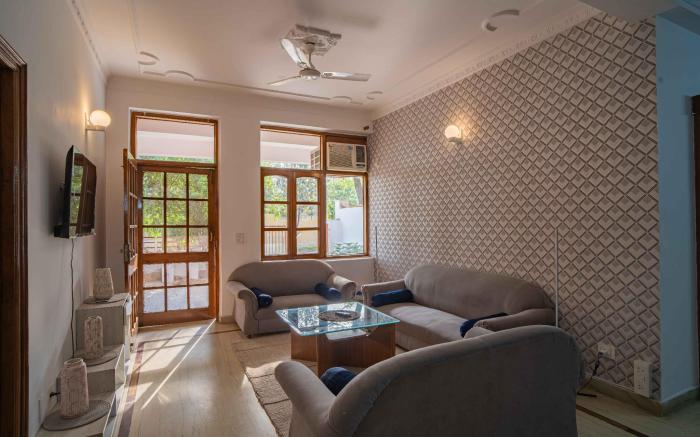 Luxury Villa with 4 bedrooms & 1 living room