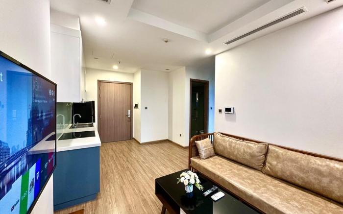 Two Bedroom In Vinhomes Green Bay