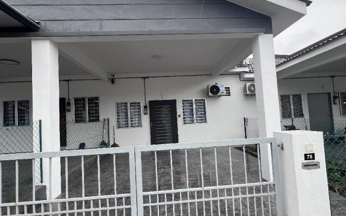 ZAFRAN HOMESTAY 78 