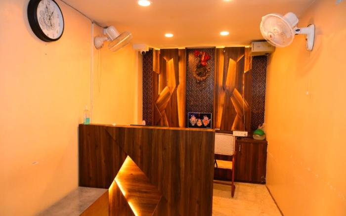 DhamStay Hotel  Santosh inn Near Sea Beach Puri