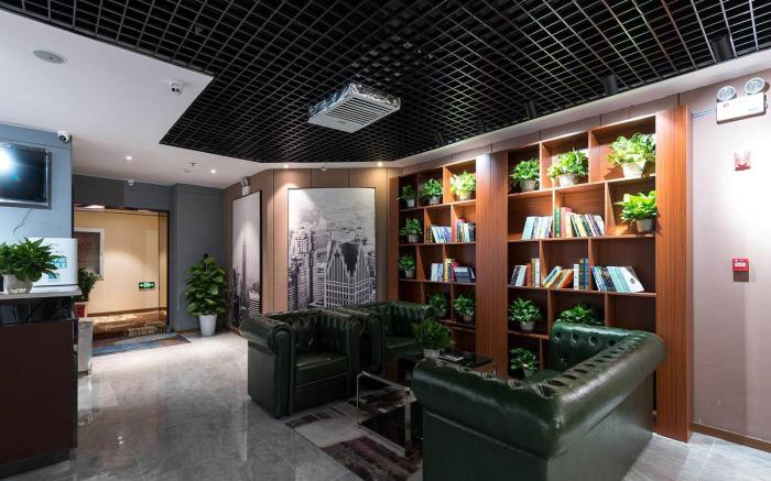 James Joyce Coffetel Beijing Guomao Jianguomen Metro Station