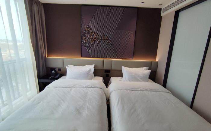 IU Hotel Beijing Tongzhou Universal Resort Liyuan Subway Station