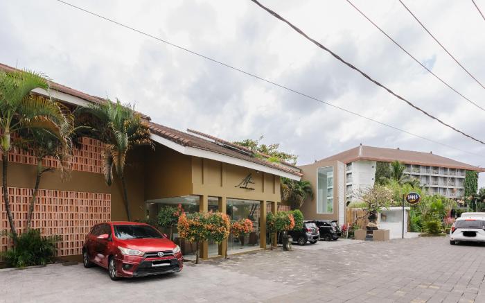 Tan's Astana Villa's by The Lavana