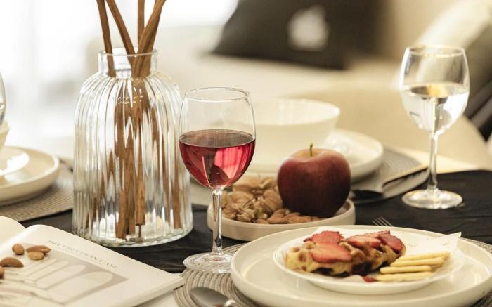 Moderno Ed Elegante: Timeless Design Modern Allure