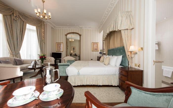 Park International Hotel