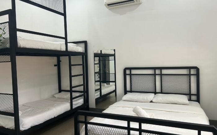 Warm Stay No.10 (Cozy Room with Bathroom 2-4 pax)
