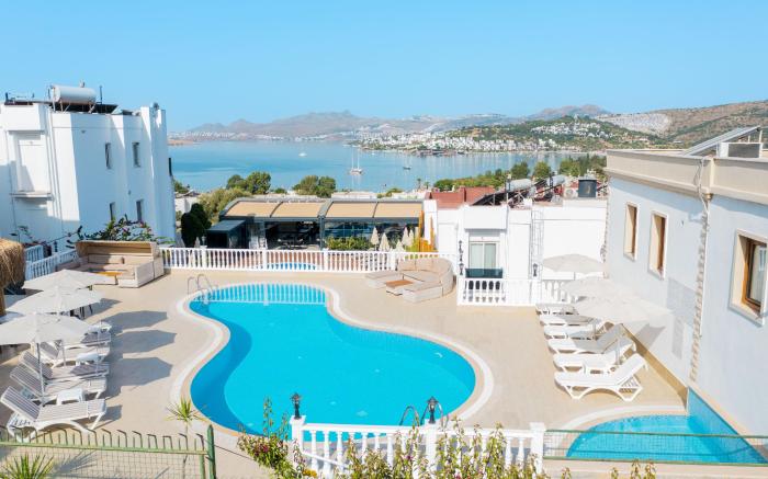 QUEEN BOUTIQUE HOTEL