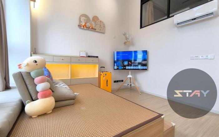 Sunway Grid 2BR Modern Cozy Tatami Netflix BySTAY