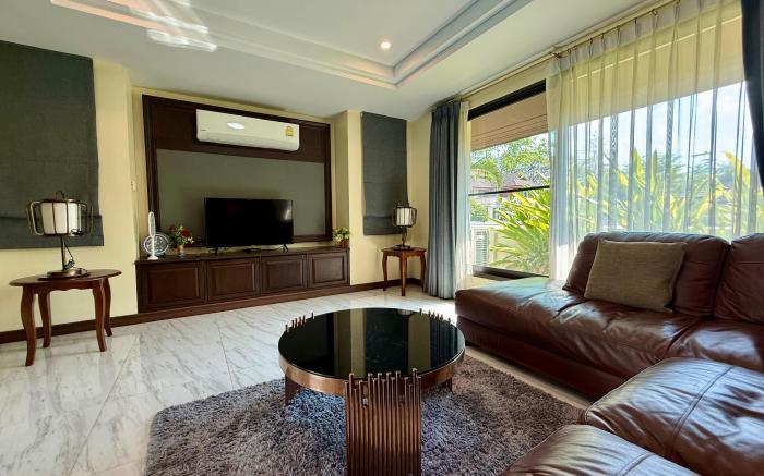 Lanna Poolside Villa 