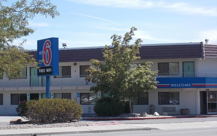 Motel 6 Reno, NV - Livestock