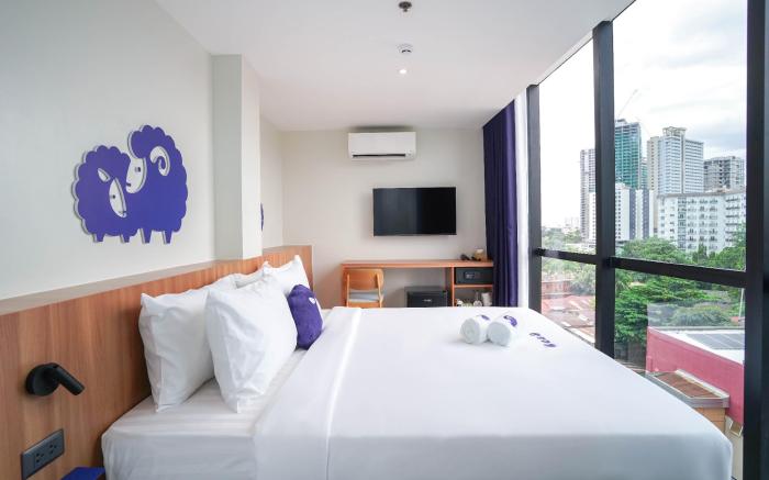 Kokotel Cebu Adira