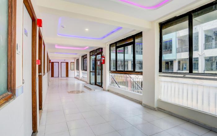 Super Collection O Ahmedabad Airport Formerly Hotel Runway Inn