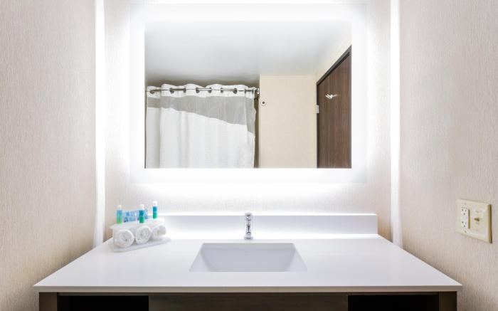 Holiday Inn Express Princeton/I-77 By IHG