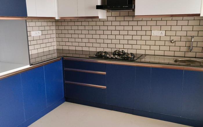 3 bhk flat with pool near Aster medcity 