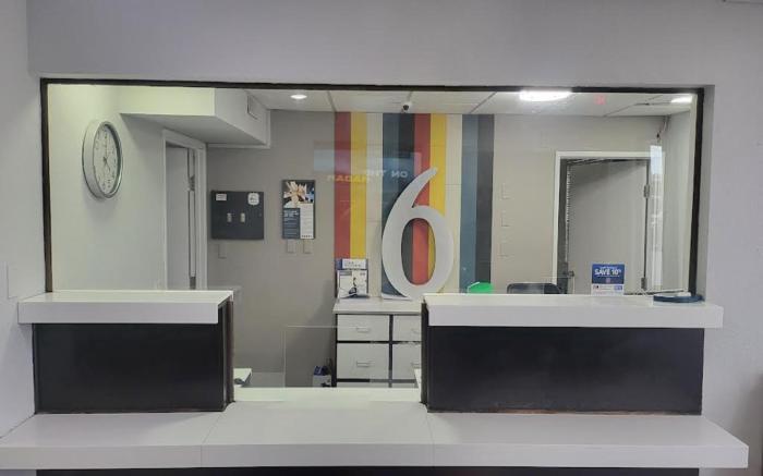 Motel 6 Omaha, NE