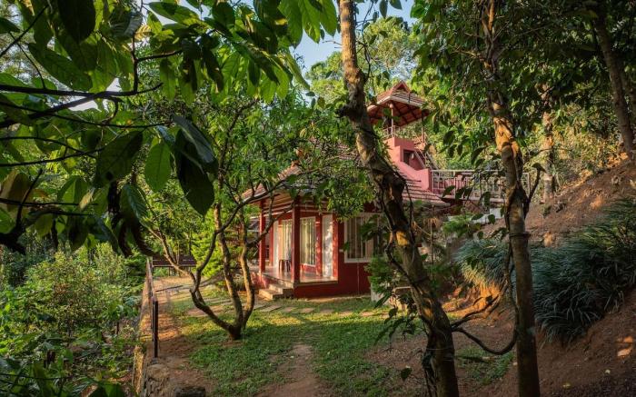 Lushwood Retreat In Munnar