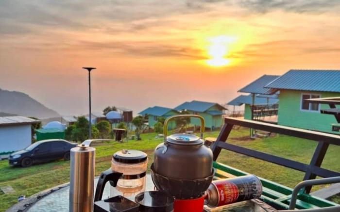 นานาวิวภูทับเบิก