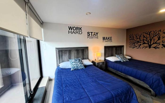 S06 DOUBLE BED EXECUTIVE SUITES at ITESM CEM 