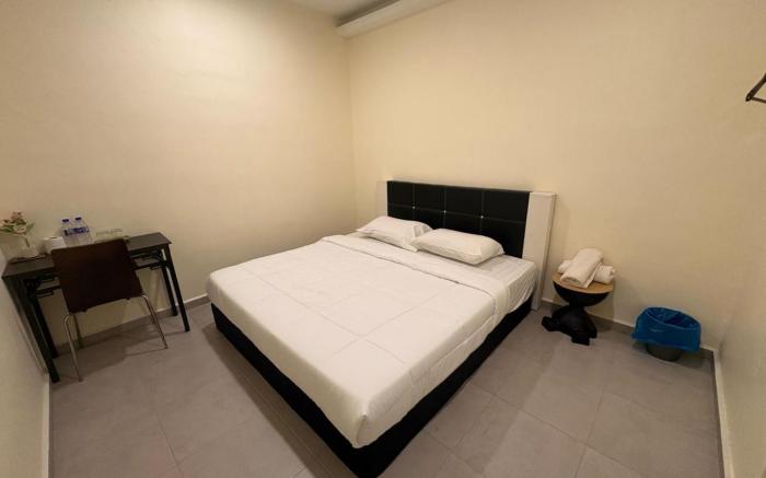 Aman Inn Hotel