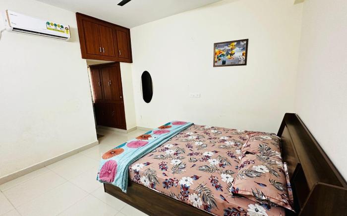 102 Fully Furnished 2BHK In Hafeezpet