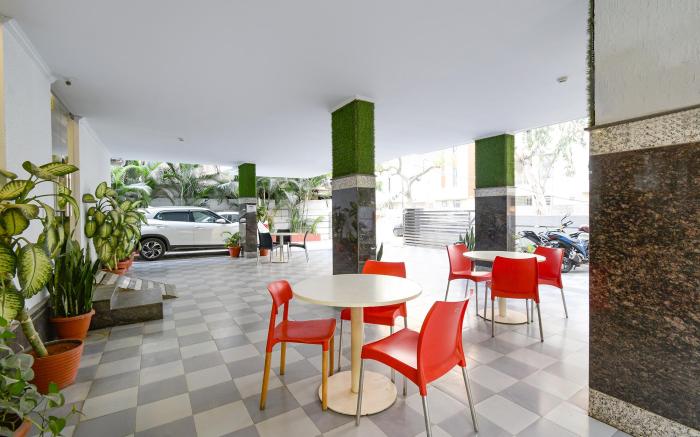 FabHotel The Cinco Primera - Nr KBR Park, Banjara Hills
