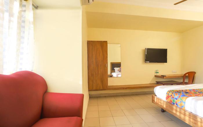 FabHotel GT Galaxy Park