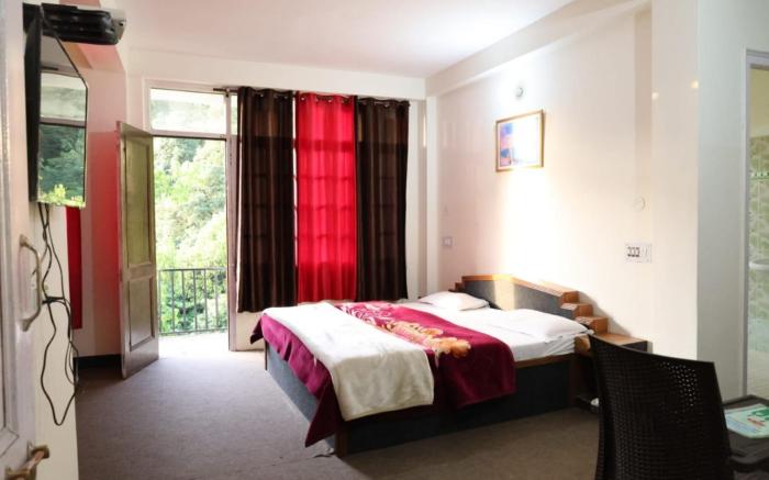 Goroomgo Paradise Hills Dalhousie