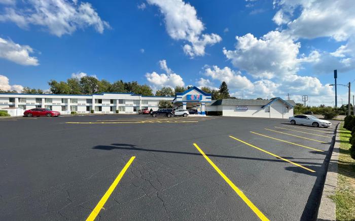 Studio 6  Suites Clarion, PA