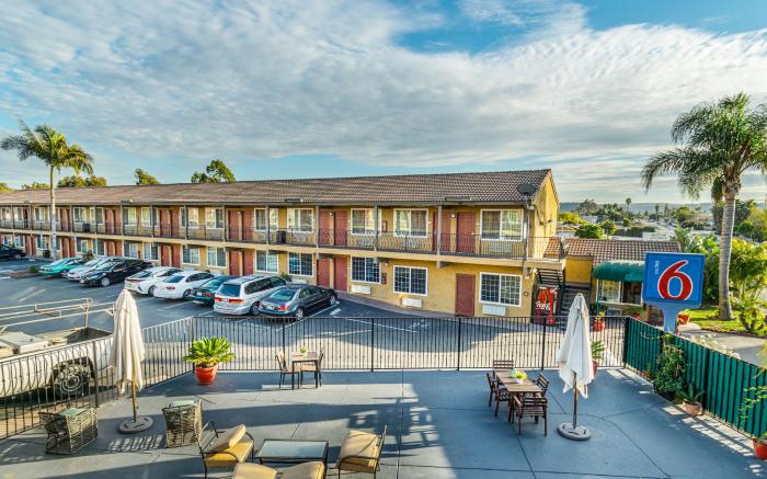 Motel 6 San Diego, CA - Southbay