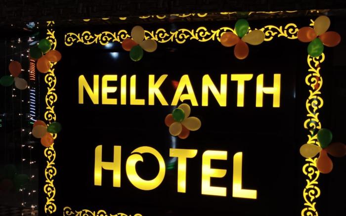 Neilkanth hotel dhanaulti 