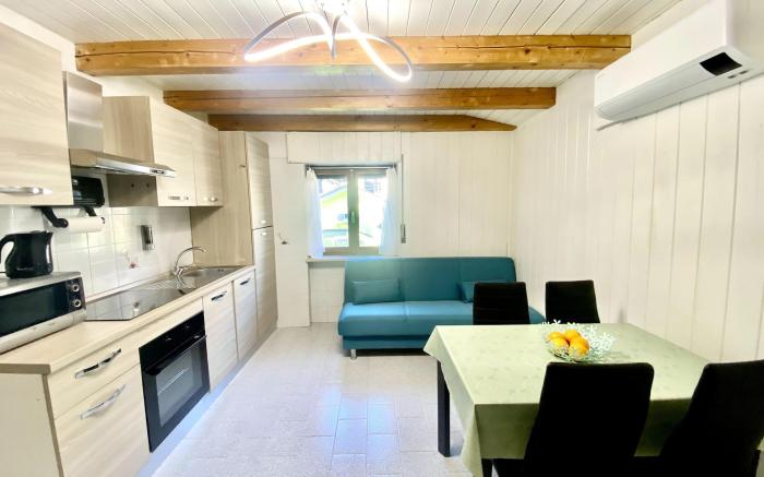 Quiet Two-Room Apartment with Parking Space - Casa Montan