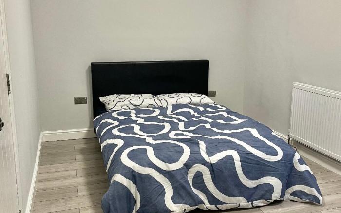 Cozy Double Room in Colindale