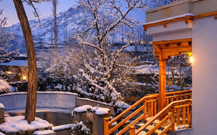 The Vintage Villas Resort Ladakh - Luxury Stay with Mountain Views