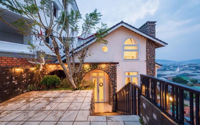 Cozy Villa Dalat- Top view