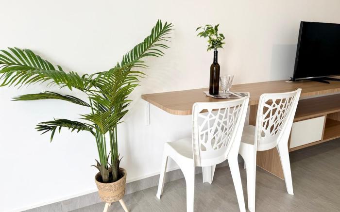 Minimalist Chic Studio | Forum SOHO by Moka