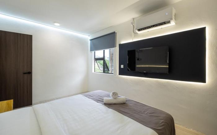 Loft82#Queen bed with bathroom#4