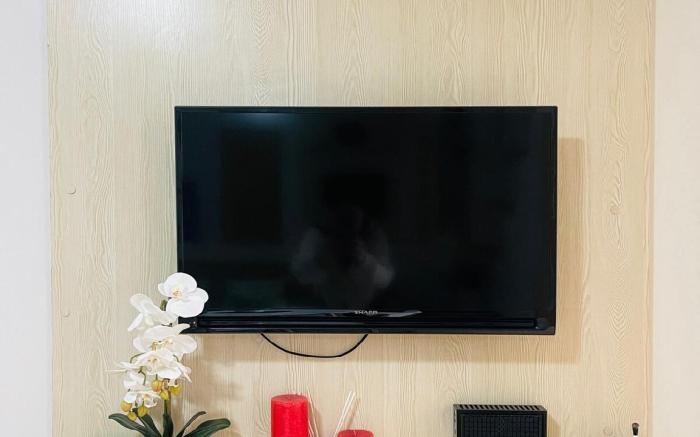 * * *OS 2 Sleek & Stylish 2BR
