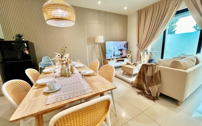 Suasana Residence 4BR Urban Escape with Bathtub