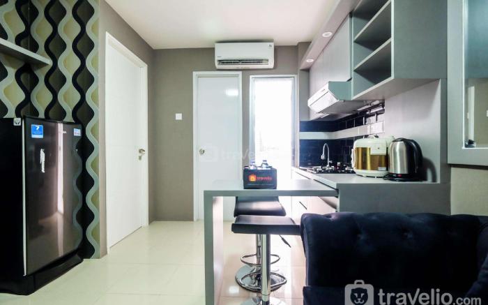 Modern 2BR Bassura City Apt By Travelio