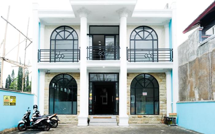 Sans Arya Hotel Batu