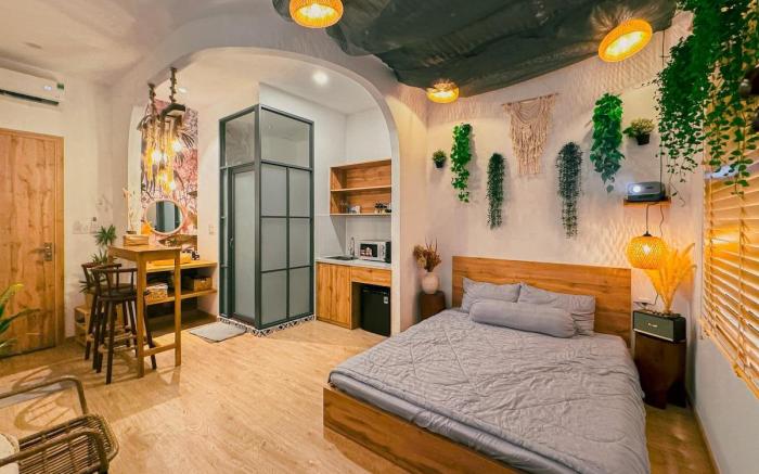 Fully furnished, clean home