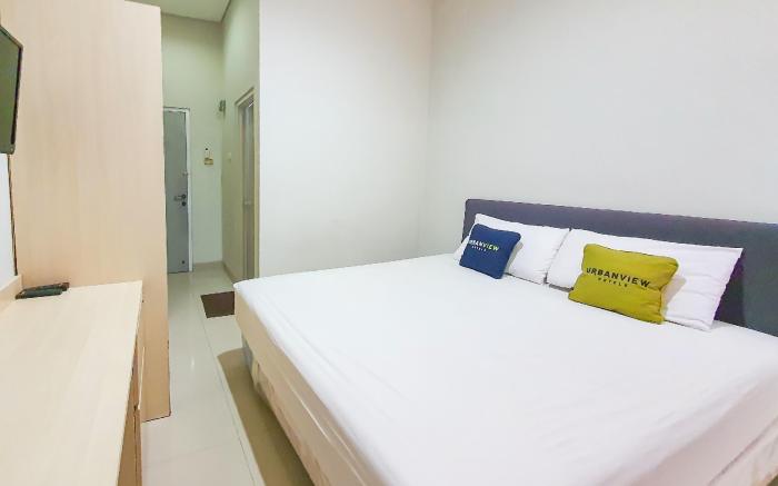 Urbanview Hotel Pondok Mas Cirebon By RedDoorz
